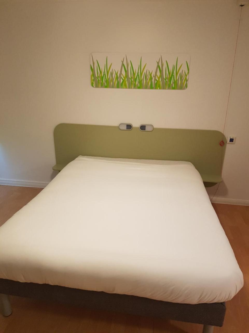 ibis budget Knutsford Exterior foto